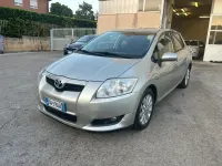 Usata Toyota Auris 126 CV (92 kW) 2009 Argento Utilitaria