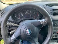 Usata Alfa Romeo 147 Distinctive 105 CV (77 kW) 2008 Nero Utilitaria