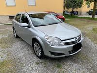 Usata Opel Astra Enjoy 116 CV (85 kW) 2010 Argento Berlina