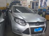 Begagnad Ford Focus Titanium 115 HK (84 kW) 2012 Grå Kombi