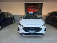 Usata Ford Focus Active 120 CV (88 kW) 2022 Bianco Berlina