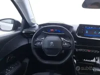 Usata Peugeot 208 Allure 101 CV (74 kW) 2022 Grigio Utilitaria