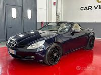 Usata Mercedes SLK200 163 CV (119 kW) 2005 Blu Cabrio