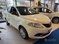 Usata Lancia Ypsilon Silver 69 CV (50 kW) 2017 Bianco Utilitaria