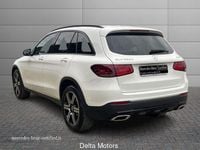Usata Mercedes GLC200 163 CV (119 kW) 2019 Grigio selenite SUV