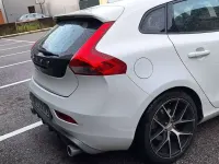 Usata Volvo V40 R-Design Kinetic 120 CV (88 kW) 2016 Bianco Berlina