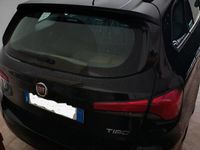 Usata Fiat Tipo Easy 120 CV (88 kW) 2017 Blu Station wagon