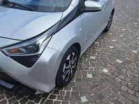 Usata Toyota Aygo X-cite 72 CV (52 kW) 2018 Grigio Utilitaria