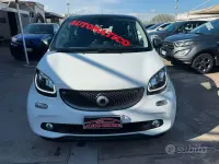 Usata Smart ForFour Prime 71 CV (52 kW) 2016 Bianco Utilitaria