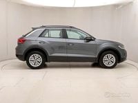 Usata VW T-Roc 150 CV (110 kW) 2025 Grigio SUV