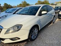 Begagnad Lancia Delta 200 HK (147 kW) 2009 Vit Halvkombi