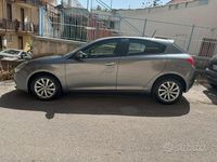 Usata Alfa Romeo Giulietta 120 CV (88 kW) 2016 Grigio Berlina
