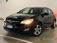 Usata Opel Astra Enjoy 115 CV (84 kW) 2010 Nero Berlina