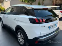 Usata Peugeot 3008 Business-Line 120 CV (88 kW) 2018 Bianco SUV