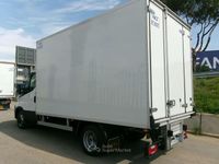 Usata Iveco Daily 136 CV (100 kW) 2018 Bianco Berlina