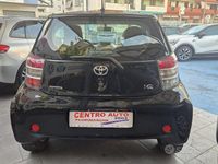 Usata Toyota iQ 68 CV (50 kW) 2009 Nero Utilitaria