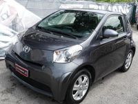 usata Toyota iQ 1.0 AUTOMATICA..SOLO 32000 KM..OK NEOPATENTATI