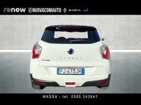 Usata Ssangyong (KGM) Tivoli 115 CV (84 kW) 2017 Bianco SUV