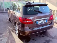 Usata Mercedes B180 Premium 109 CV (80 kW) 2013 Marrone Utilitaria