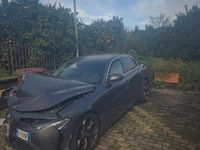 Usata Alfa Romeo Giulia 200 CV (147 kW) 2016 Grigio Berlina