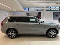 Usata Volvo XC90 Core 235 CV (172 kW) 2024 Grigio SUV