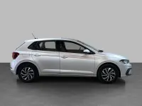 Usata VW Polo Life 95 CV (69 kW) 2024 Reflex silver metallizzato Utilitaria