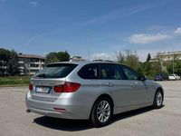 Usata BMW 318 143 CV (105 kW) 2015 Grigio Station wagon