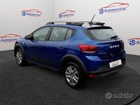 Usata Dacia Sandero Comfort 101 CV (74 kW) 2023 Blu Berlina