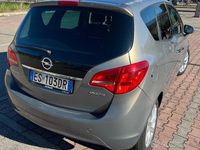 Usata Opel Meriva 95 CV (69 kW) 2013 Monovolume