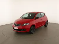Usata Lancia Ypsilon Gold 70 CV (51 kW) 2022 Rosso Utilitaria