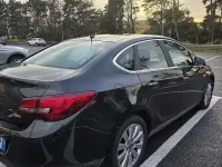 Usata Opel Astra Cosmo 110 CV (80 kW) 2013 Nero Berlina