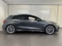 Käytetty Audi RS3 Sportback Ambiente 400 HP (294 kW) 2023 Harmaa Viistoperä