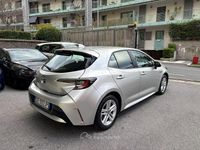 Usata Toyota Corolla Style 98 CV (72 kW) 2021 Argento Berlina