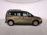 Usata Mercedes T180 Premium 131 CV (96 kW) 2023 Grigio scuro Monovolume