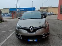 Usata Renault Captur 90 CV (66 kW) 2017 Grigio SUV