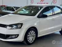 Usata VW Polo Comfortline 75 CV (55 kW) 2010 Bianco Utilitaria