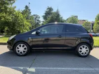 Usata Opel Corsa Edition 86 CV (63 kW) 2011 Utilitaria