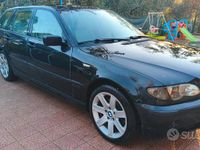 Begagnad BMW 320 2002 Svart Kombi