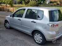 Usata Mazda 2 75 CV (55 kW) 2006 Grigio Utilitaria