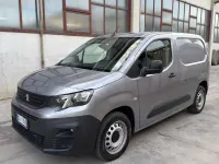 Usata Peugeot Partner Premium 131 CV (96 kW) 2020 Grigio Monovolume