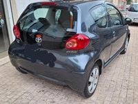 Usata Toyota Aygo 54 CV (39 kW) 2007 Grigio Utilitaria