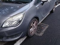 Usata Opel Meriva 100 CV (73 kW) 2016 Grigio Monovolume