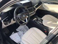 Usata BMW 520 Luxury Line 190 CV (139 kW) 2021 Nero Station wagon