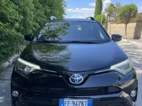 Usata Toyota RAV4 Hybrid Style 155 CV (114 kW) 2016 Nero SUV
