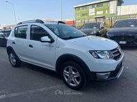 Usata Dacia Sandero Stepway 90 CV (66 kW) 2016 Bianco Berlina