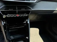 Usata Peugeot 2008 Allure 131 CV (96 kW) 2024 Grigio SUV