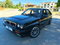 Usata Lancia Delta 196 CV (144 kW) 1990 Bluazzurro Utilitaria