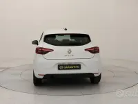 Begagnad Renault Clio V Business 86 HK (63 kW) 2021 Vit Sedan