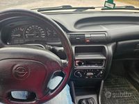 Usata Opel Astra 90 CV (66 kW) 1997 Verde Berlina