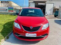 Usata Lancia Ypsilon Silver 85 CV (62 kW) 2016 Rosso Utilitaria